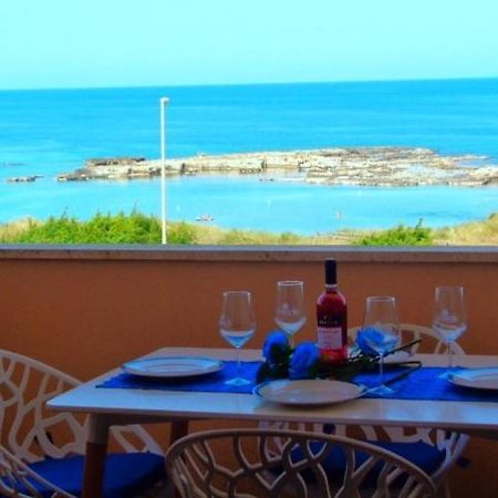 Bilocale Punta Rosa - Fronte Spiaggia Otranto Exteriör bild