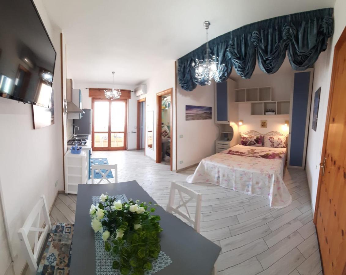 Bilocale Punta Rosa - Fronte Spiaggia Otranto Exteriör bild