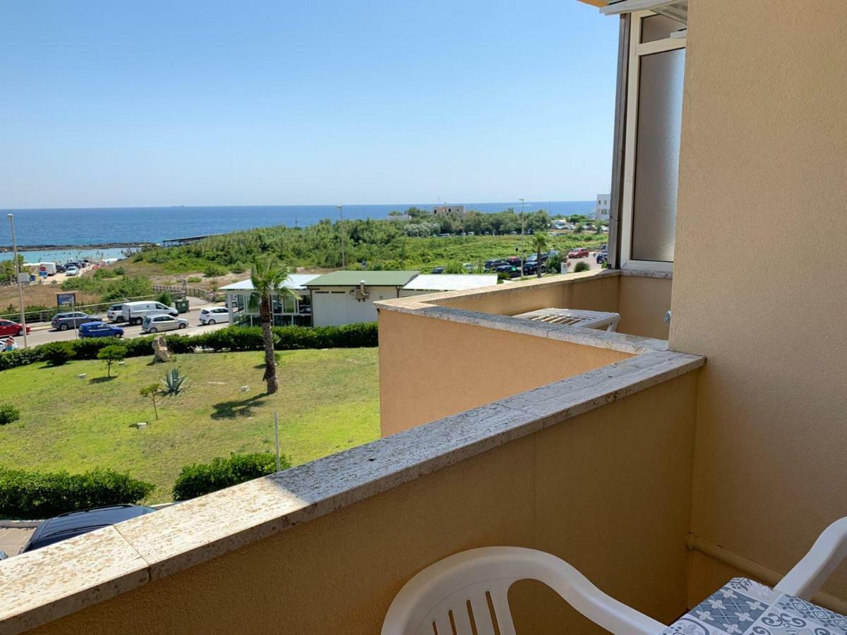 Bilocale Punta Rosa - Fronte Spiaggia Otranto Exteriör bild