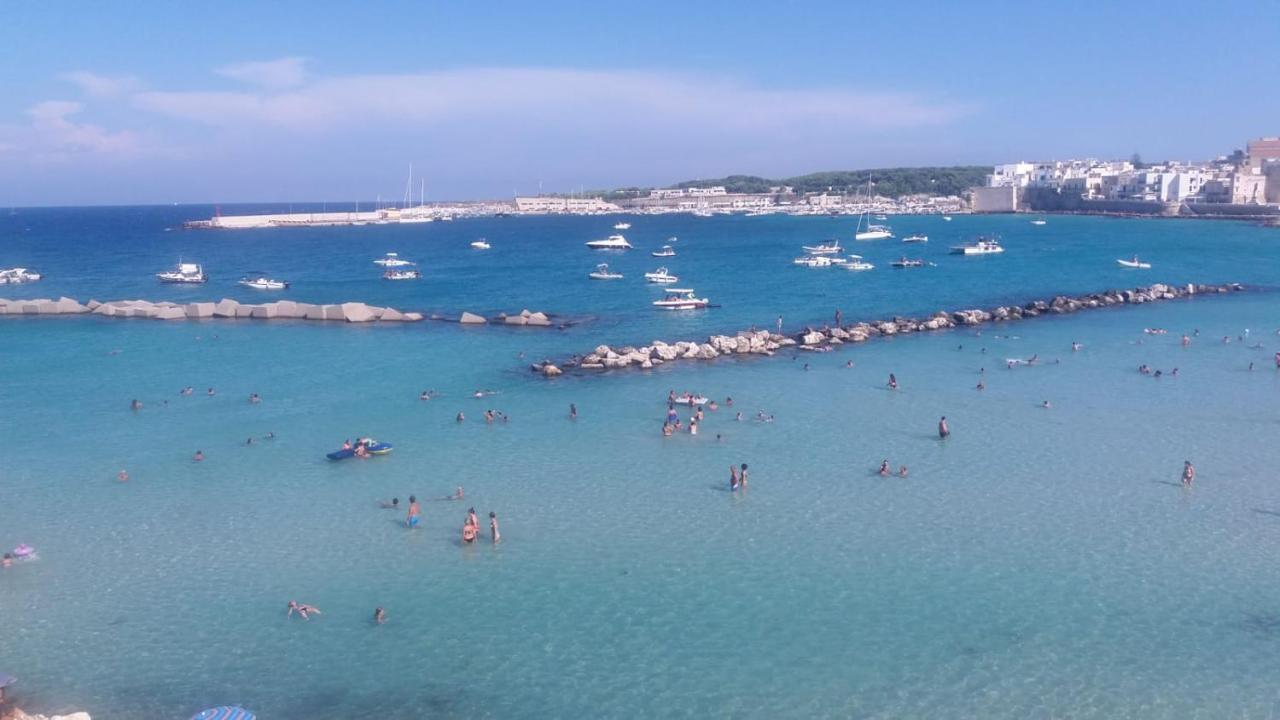 Bilocale Punta Rosa - Fronte Spiaggia Otranto Exteriör bild