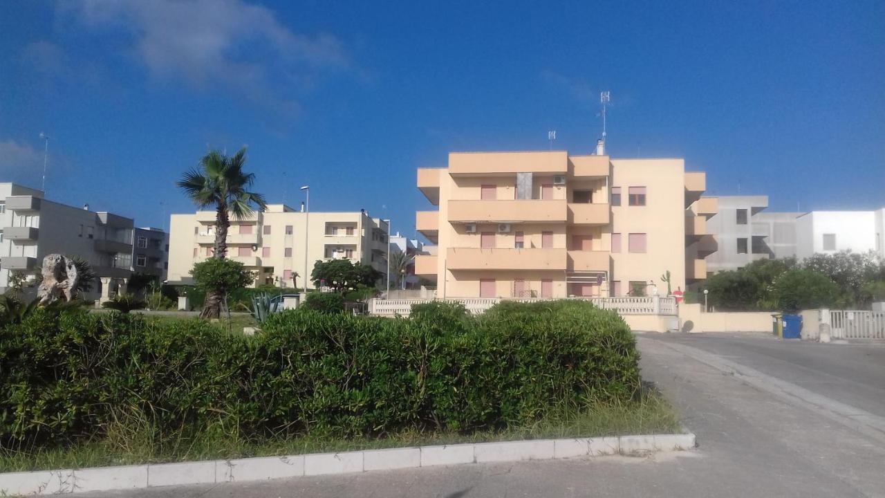 Bilocale Punta Rosa - Fronte Spiaggia Otranto Exteriör bild