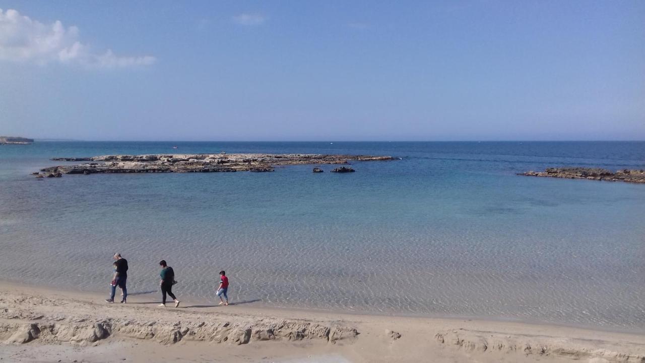 Bilocale Punta Rosa - Fronte Spiaggia Otranto Exteriör bild