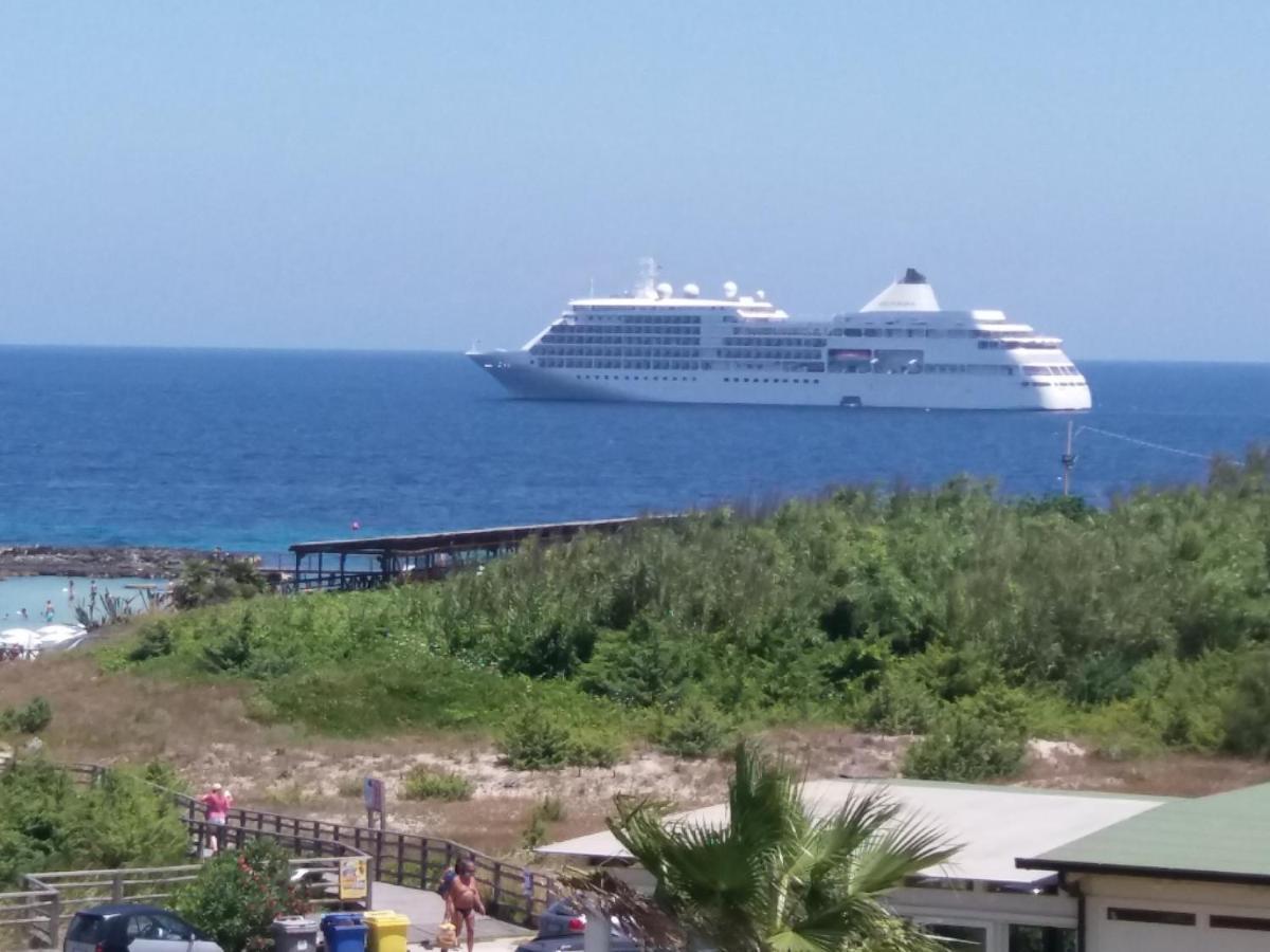 Bilocale Punta Rosa - Fronte Spiaggia Otranto Exteriör bild